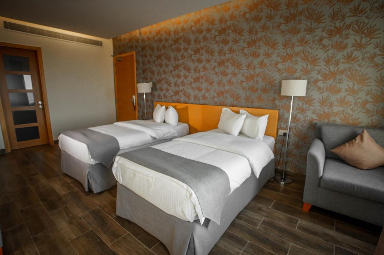 Sama Muscat Hotel Al Khawd Kültér fotó